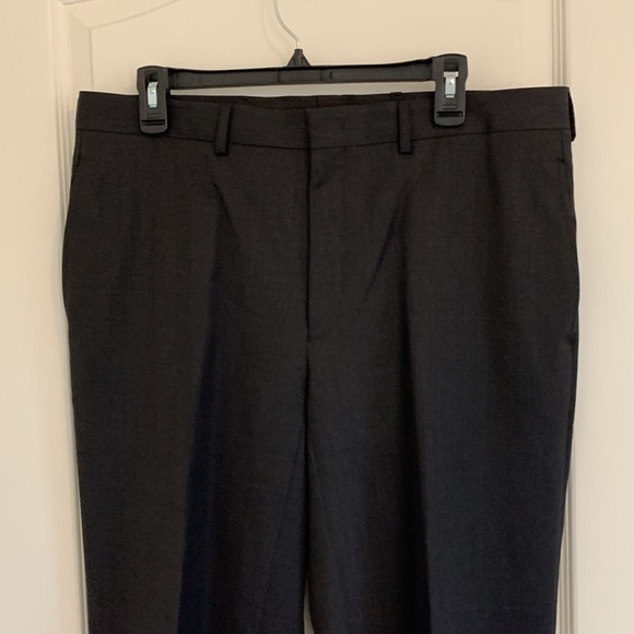 Joseph Abboud suit. - Picture 12 of 16